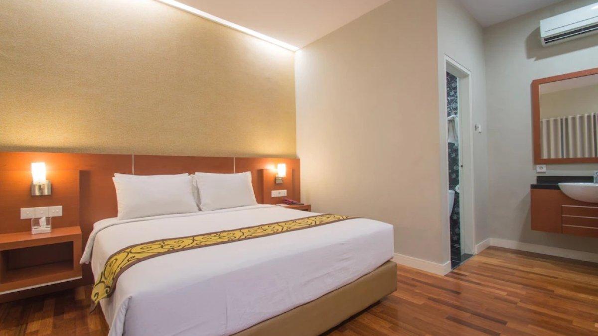Hotel Trio Indah 2, Malang, Jawa Timur.