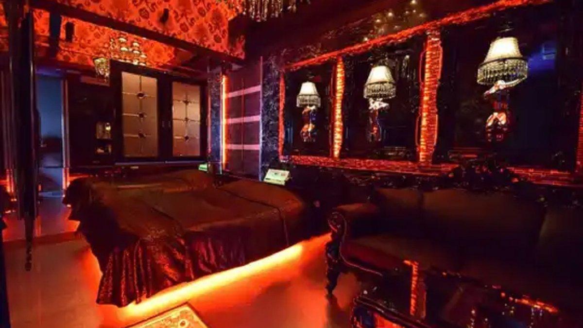 Hotel X, satu love hotel termewah di Tokyo Jepang.