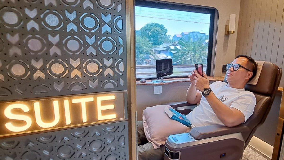 Ilustrasi kemewahan dari kereta api dengan kelas Suite Compartment
