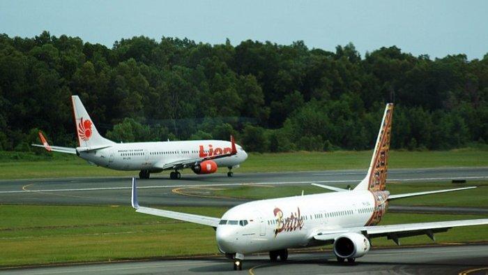 Ilustrasi Pesawat Batik Air dan Lion Air
