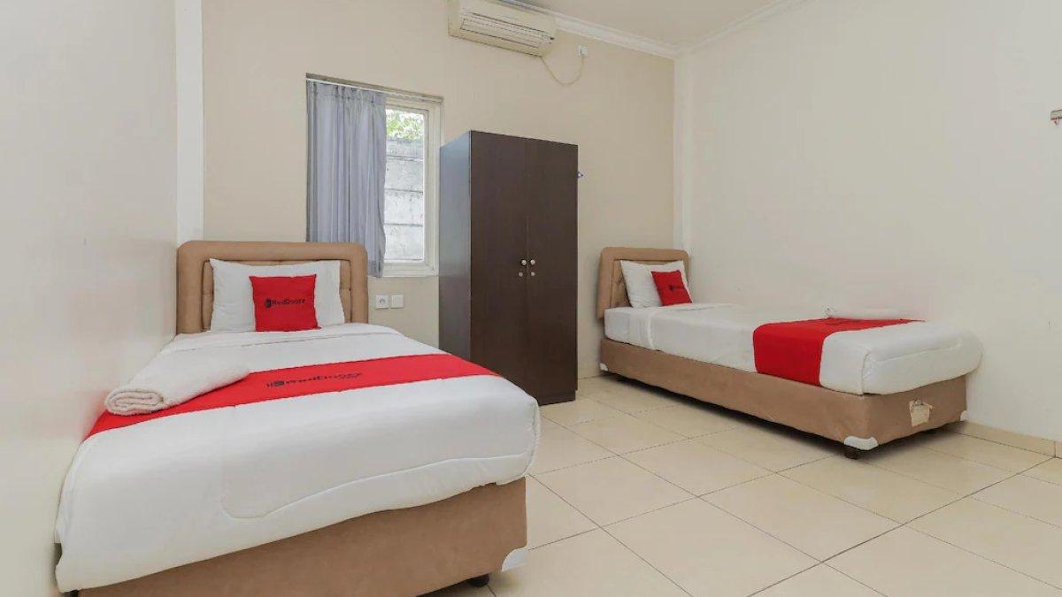 Ilustrasi RedDoorz near T1 Juanda Airport