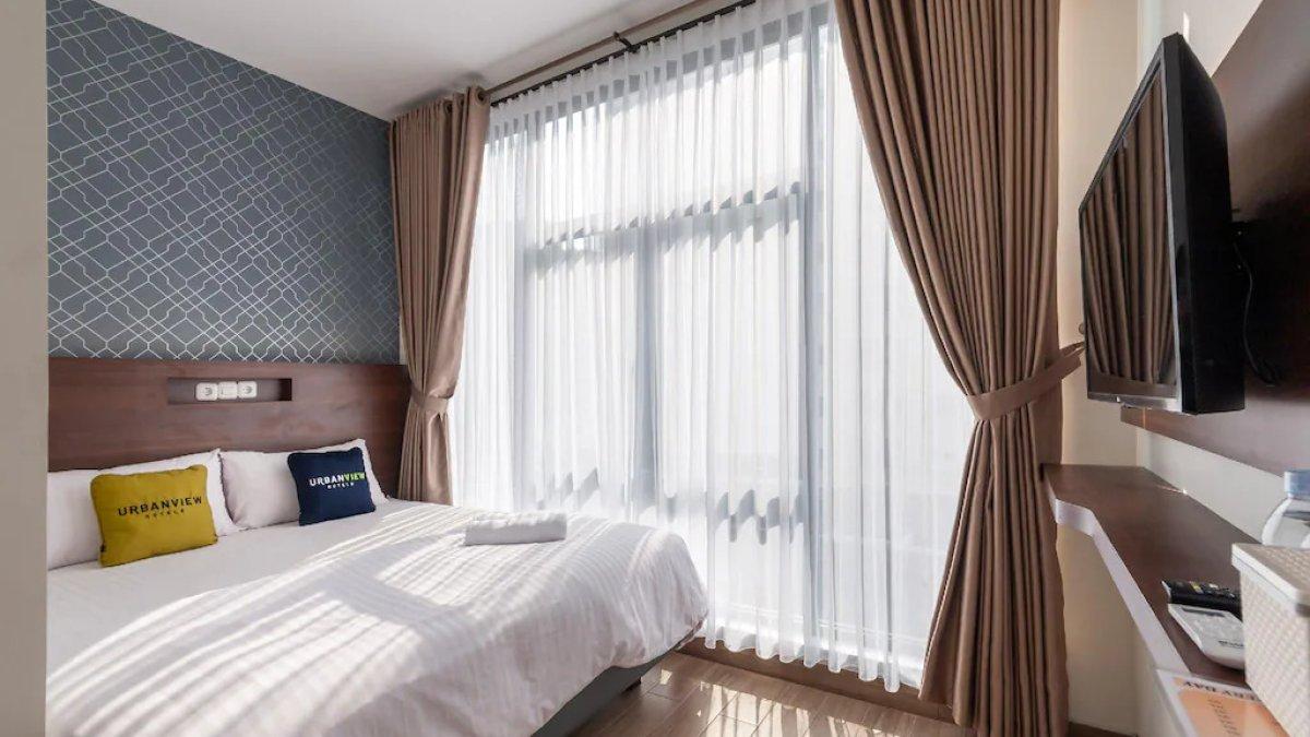 Ilustrasi salah satu tipe kamar yang ada di Urbanview Hotel Cengkareng Jakarta by RedDoorz