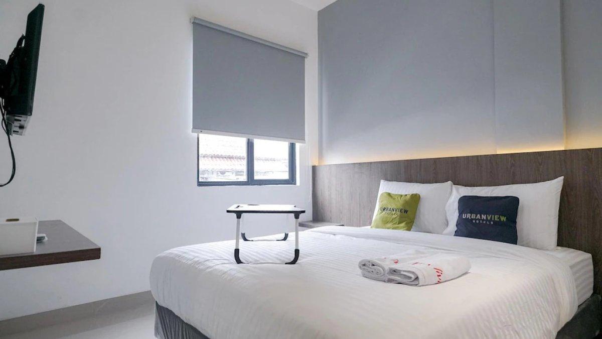 Ilustrasi salah satu tipe kamar yang ada di Urbanview Hotel Max Living Cengkareng