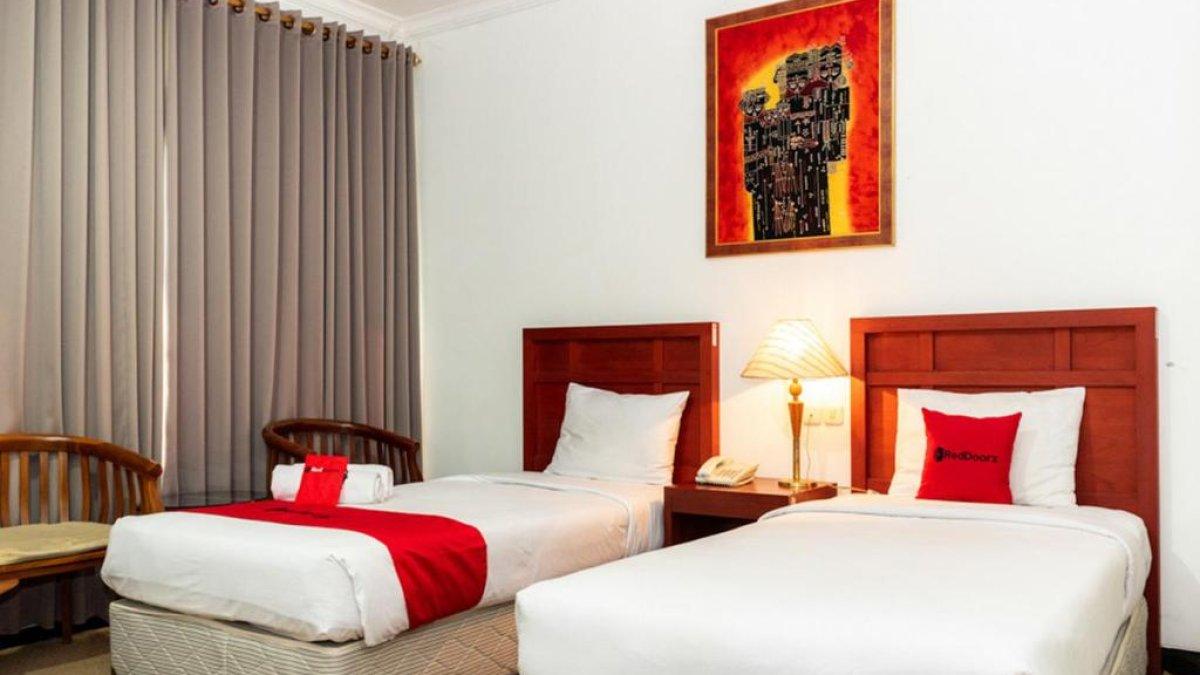 Ilustrasi tipe kamar yang ada di RedDoorz Plus Syariah near Java Supermall Semarang 2