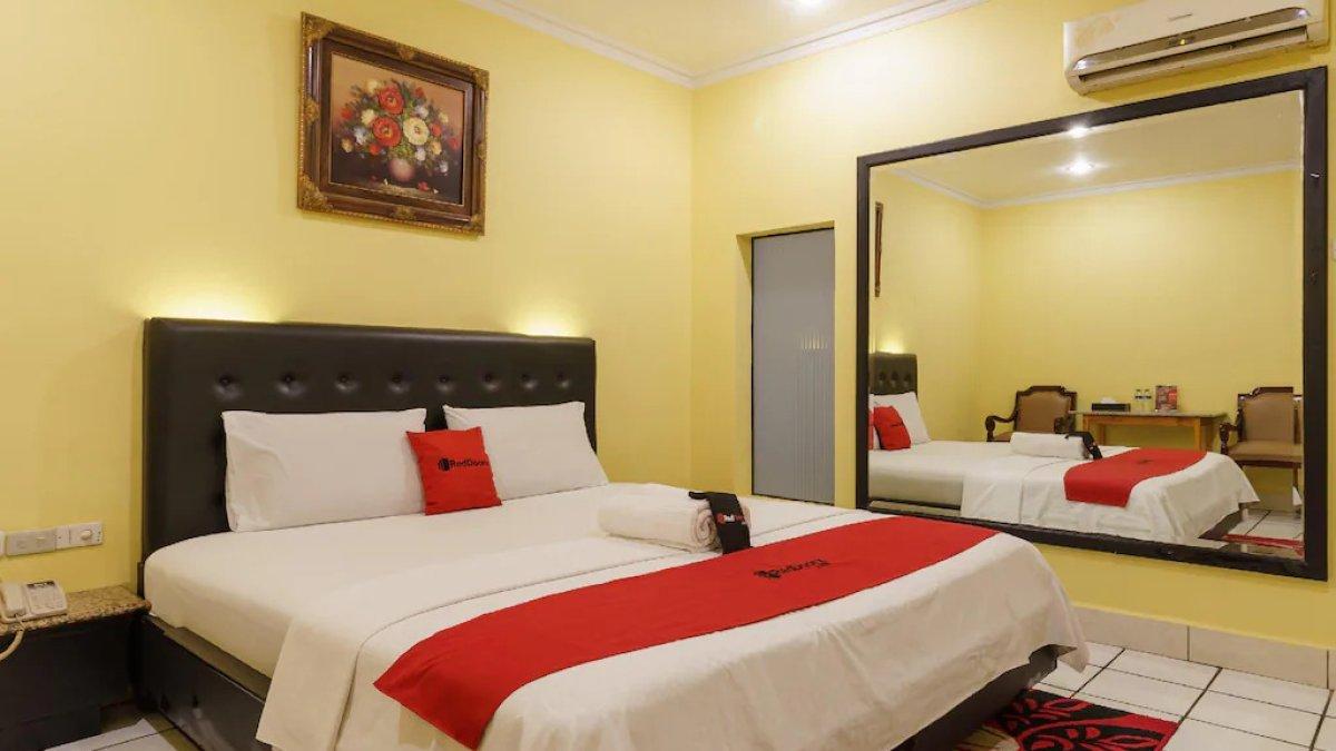 Ilustrasi tipe kamar yang ada di RedDoorz Plus near Ancol