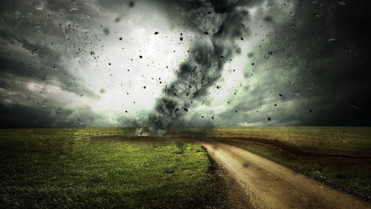 Ilustrasi angin tornado. Viral bayi berusia 4 bulan hilang tersapu tornado dan berhasil ditemukan di sebuah pohon tumbang.