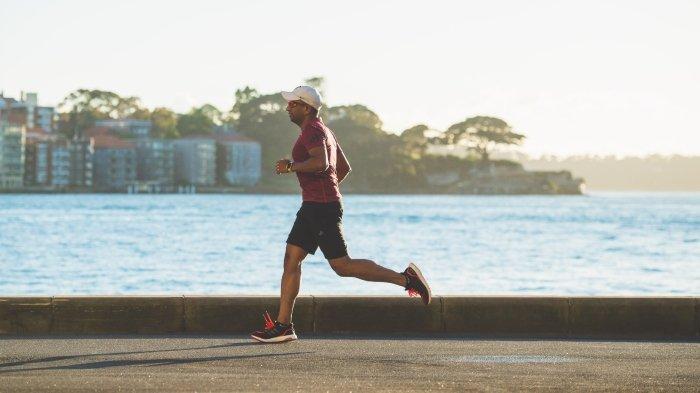 Ilustrasi berlari atau jogging. Viral perusahaan China akan memberikan bonus 130 persen dari gaji bagi karyawan yang mau jogging minimal 2 mil setiap hari.