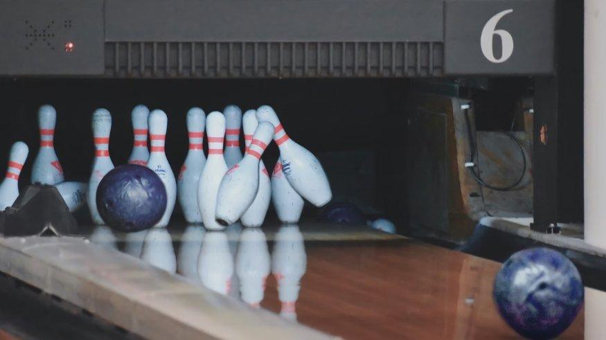 Ilustrasi bowling.