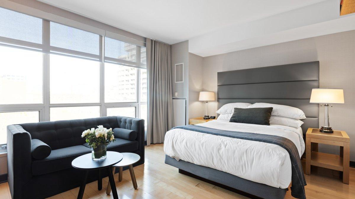 Ilustrasi kamar hotel.