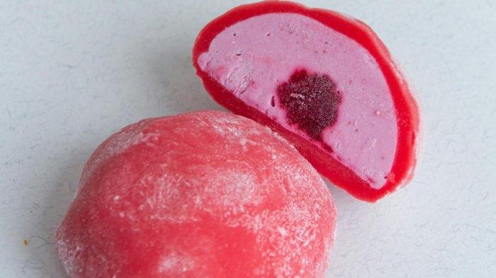 Ilustrasi mochi stroberi.