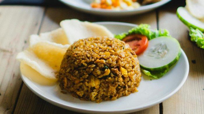 Ilustrasi nasi goreng di Warung Mie & Nasi Goreng Surmo Gati