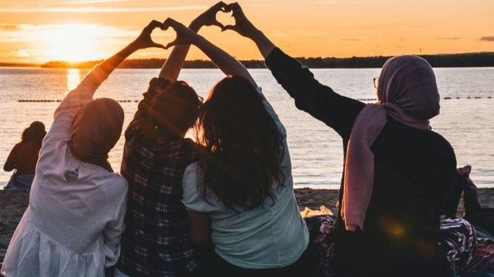 Ilustrasi wisata ke pantai