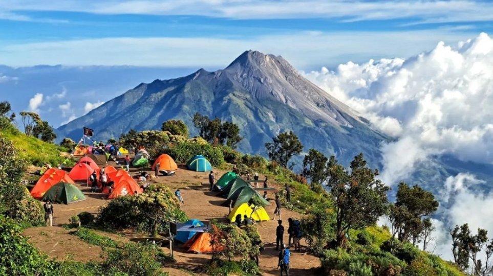 Ilustrasi pendakian Gunung Merbabu via Suwanting.