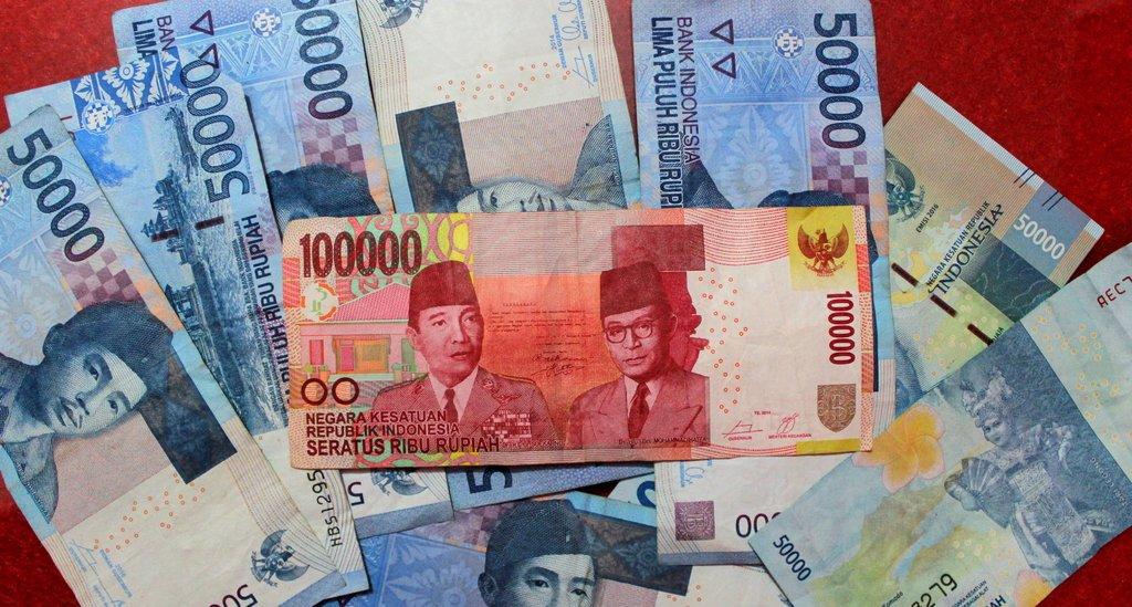 Ilustrasi uang Rp500 ribu.