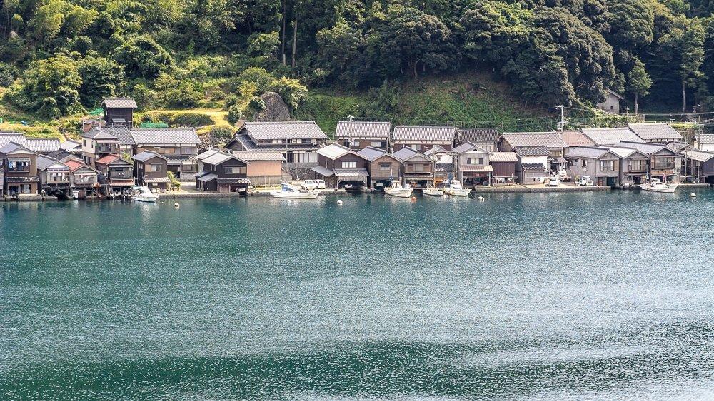 Ine no Funaya, satu tempat wisata terbaik di Kyoto Jepang buat pemula.