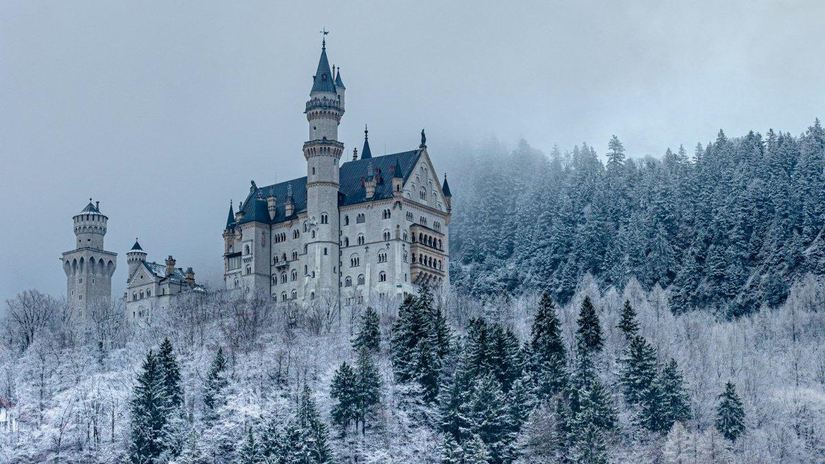 Inilah kastil inspirasi Disney yang bisa kamu kunjungi langsung di Bavaria, Jerman.