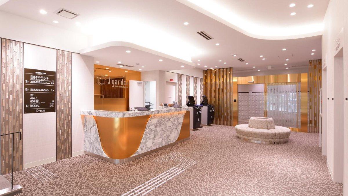 J-Garden Shin Osaka Capsule, satu hotel kapsul terbaik di Osaka Jepang.