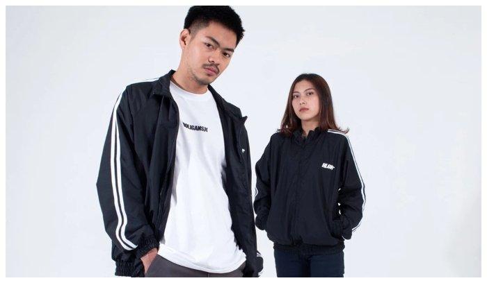 Jaket terbaik untuk liburan, produk dari Hooligans Jacket Tracktop Linea Lyte - Black