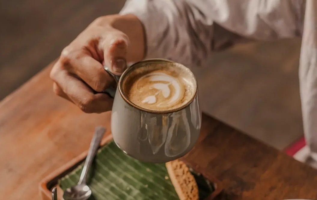 Java Dancer Coffee, satu tempat ngopi hits di Malang, Jawa Timur.