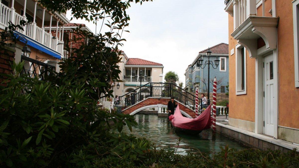 Jiyugaoka, satu surga tersembunyi di Tokyo Jepang.
