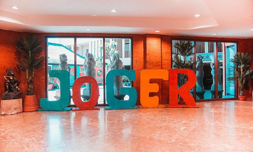 Tempat belanja oleh-oleh di Bali.