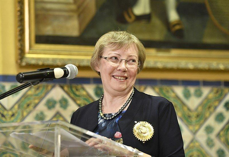 Juliane Koepcke saat dewasa. Dia adalah satu-satunya penumpang yang selamat dalam tragedi pesawat jatuh di Peru