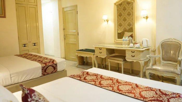 Kamar penginapan di Hotel Indah Palace Kota Solo, Jawa Tengah.