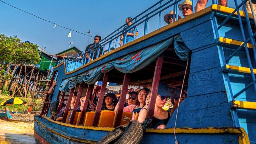 Kampong Phluk Floating Village, Siem Reap, Kamboja.