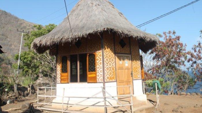 Kampung Adat Lamalera terletak di Kabupaten Lembata, Nusa Tenggara Timur (NTT)