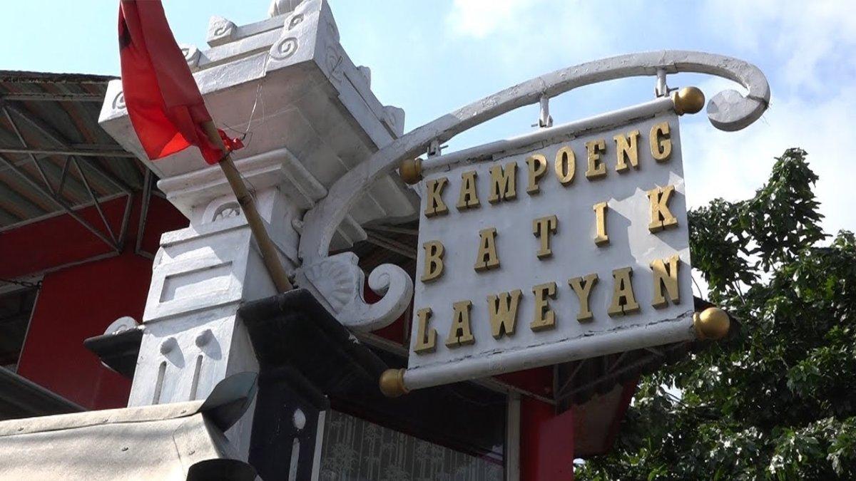 Kampung Batik Laweyan, tempat wisata belanja dan membatik di Kota Solo.