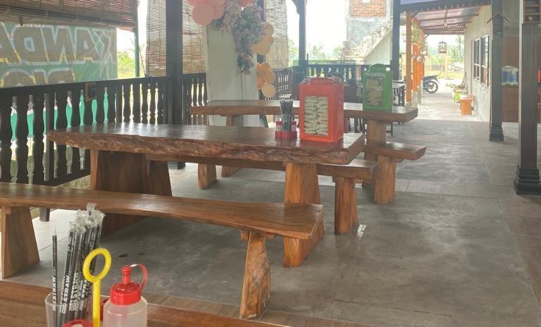 Kandhang'e Rica di Sleman, DIY.