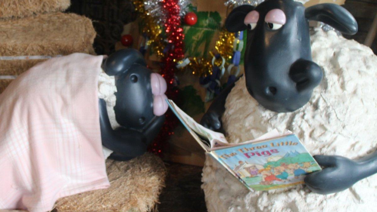 Karakter Shaun the Sheep yang ada di Taman Rose & Berry Tawada Jepang