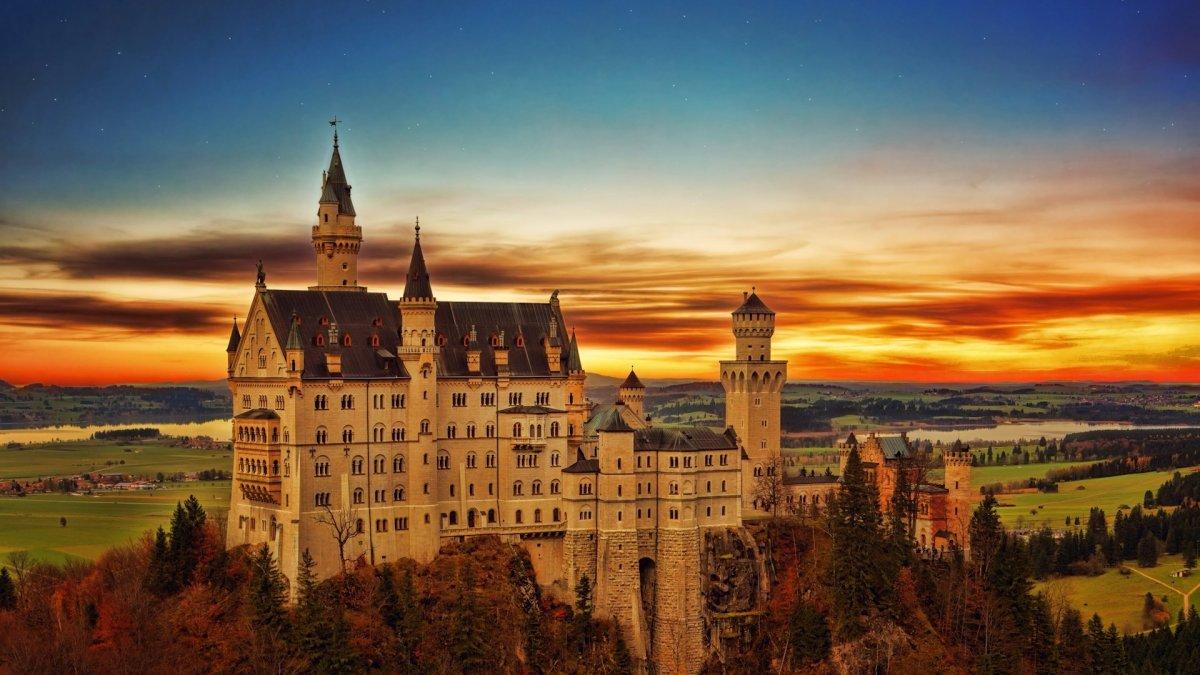 Panduan Wisata Neuschwanstein 2025: Kastil Disney di Jerman yang Resmi Jadi  Warisan Dunia UNESCO - Tribun Travel