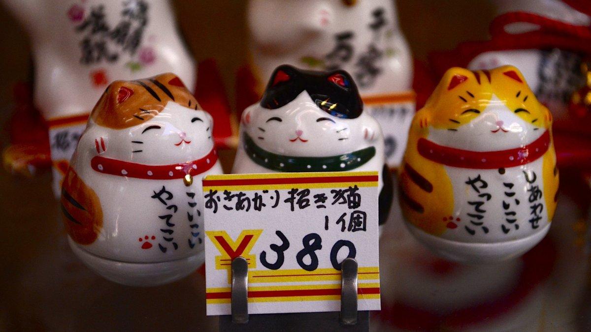 Kawaii Flea Market, satu pasar loak terbaik di Tokyo Jepang buat berburu oleh-oleh murah dan unik.