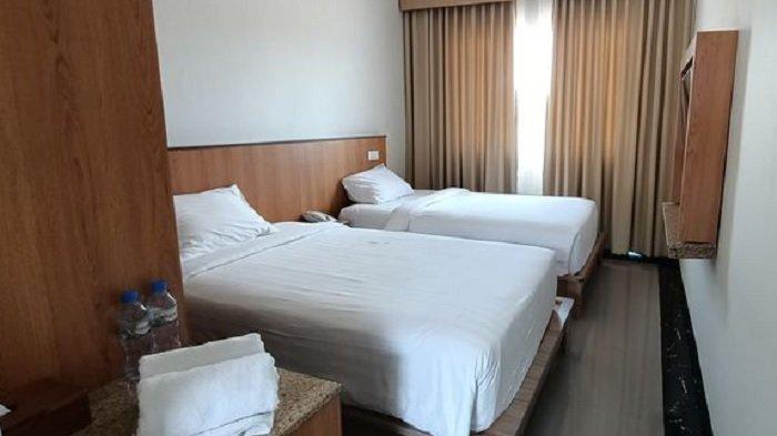 Kamar penginapan di hotel Kawal River Agro Resort, Bintan, Kepulauan Riau.