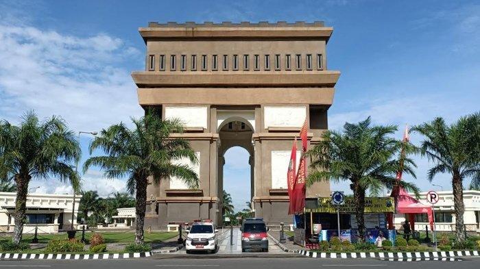 Kawasan Simpang Lima Gumul, Kota Kediri, Jawa Timur.
