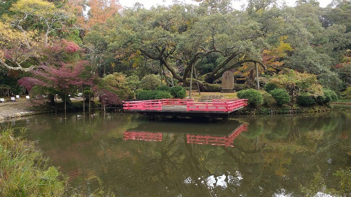 Kebun Raya Manyo, satu tempat wisata hits di Nara Jepang buat kamu yang baru pertama kali liburan ke sana.