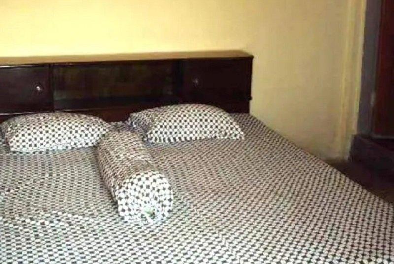 Kenangan Guest House, satu hotel murah di Sabang Aceh buat liburan hemat dengan tarif inap mulai Rp 100 ribuan.