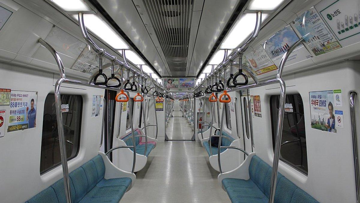 Kereta bawah tanah Daejeon, satu transportasi di Korea Selatan.
