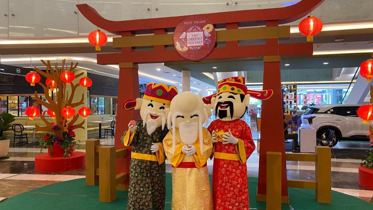Keseruan perayaan Imlek di Lippo Mall