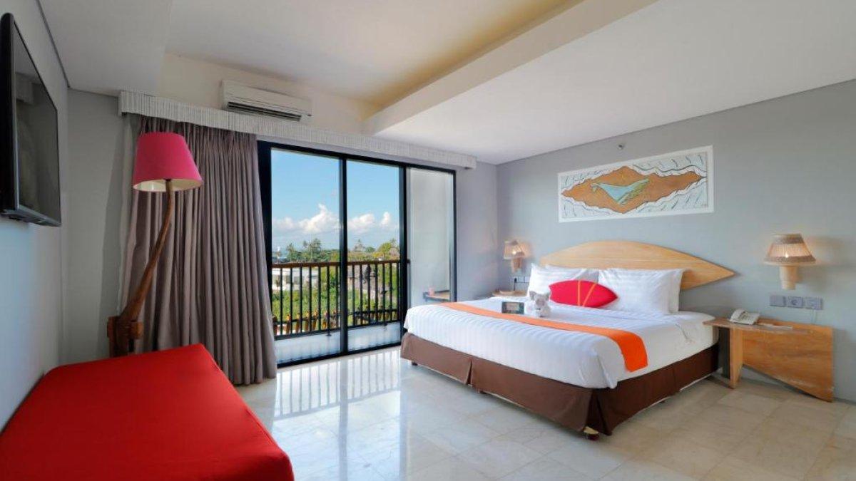 Koa D Surfer Hotel, satu hotel bintang 3 di Canggu Bali yang menawarkan fasilitas kolam renang.