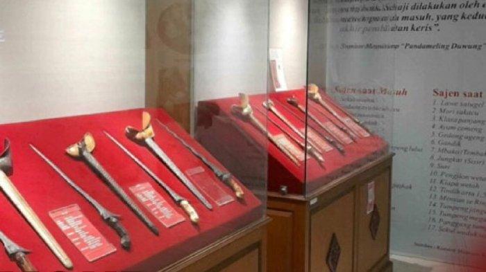 Koleksi keris di Museum Keris Solo, Jawa Tengah.