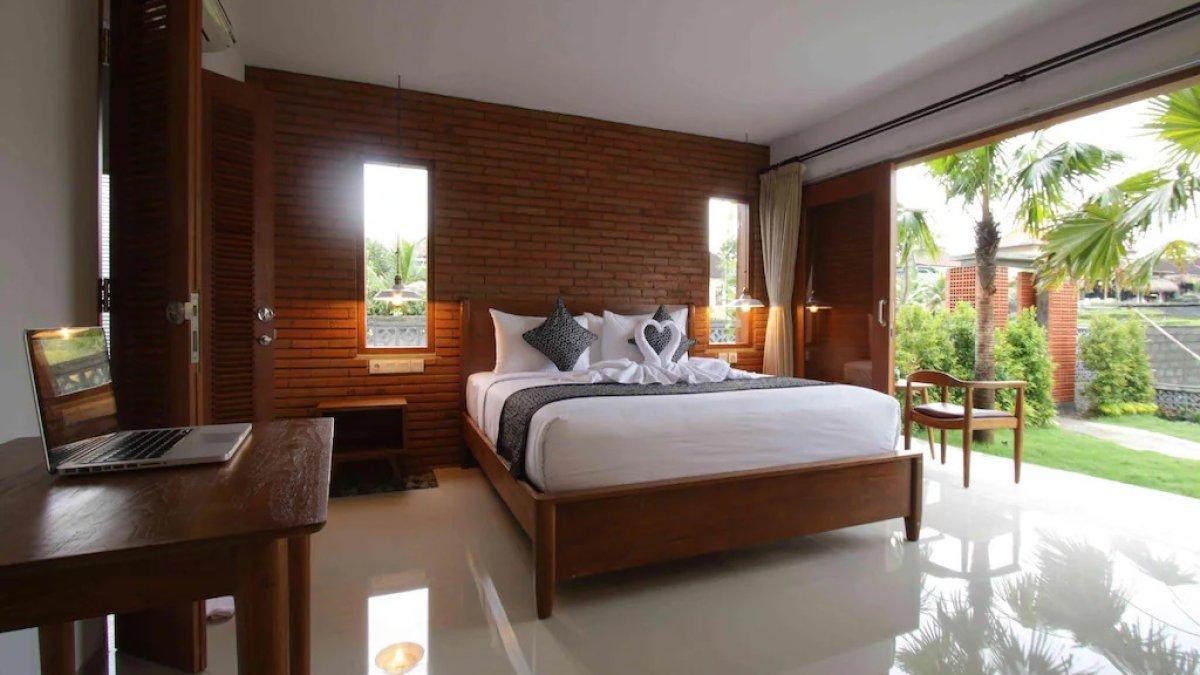 Kubu Tropis, satu hotel bintang 3 dekat Monkey Forest Ubud Bali.