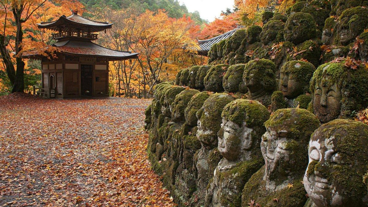 Kuil Otagi Nenbutsu-ji, satu tempat wisata di Kyoto Jepang yang bisa dikunjungi meski dengan bujet terbatas.