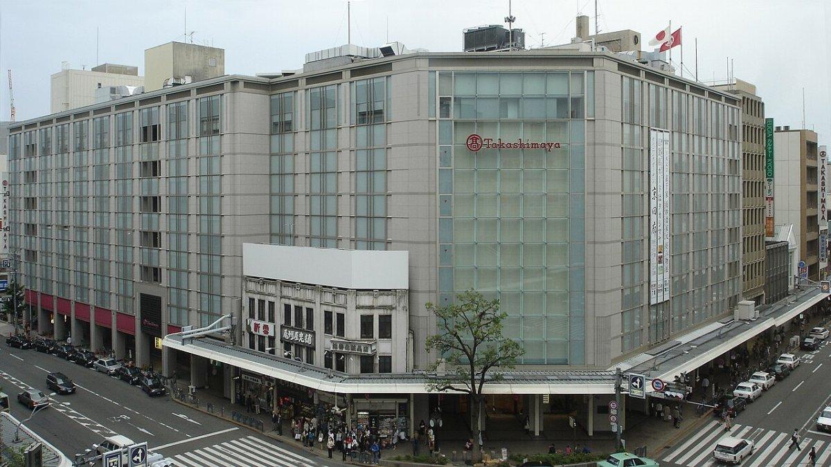 Kyoto Takashimaya, satu tempat belanja terbaik di Kyoto Jepang.