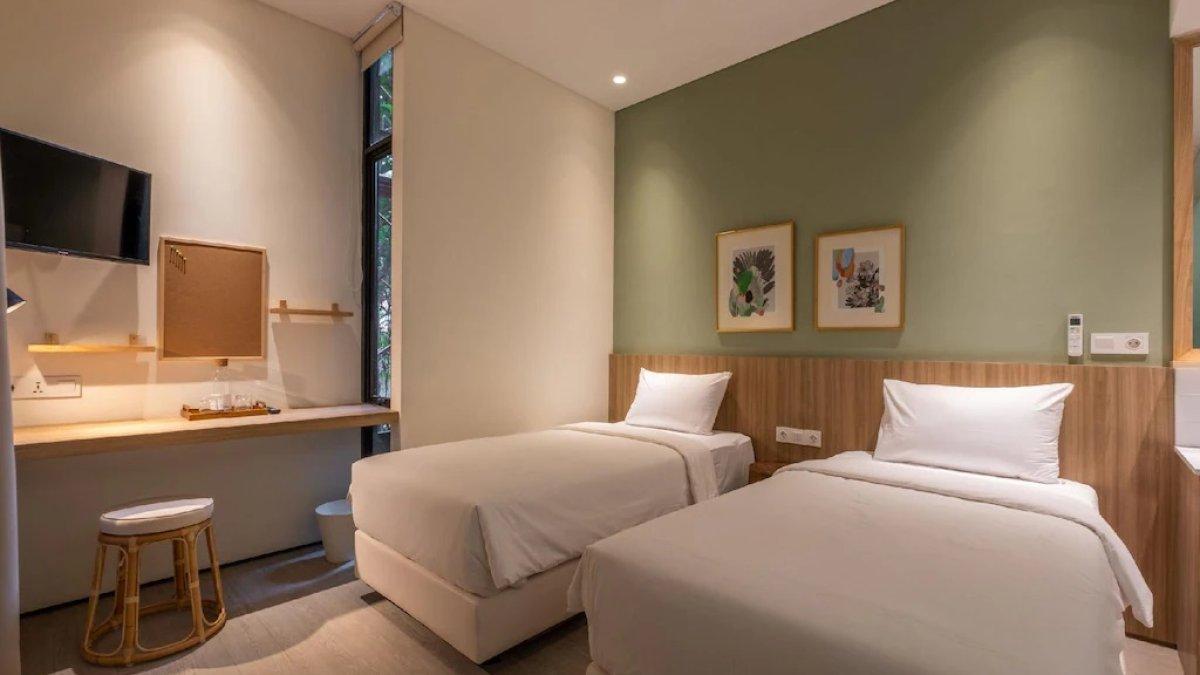 La Boheme Rooms and Coffee, satu hotel bintang 3 terbaik di Kuningan Jakarta Selatan.