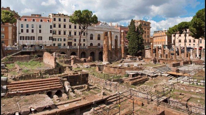 Largo di Torre Argentina, monumen di Italia.