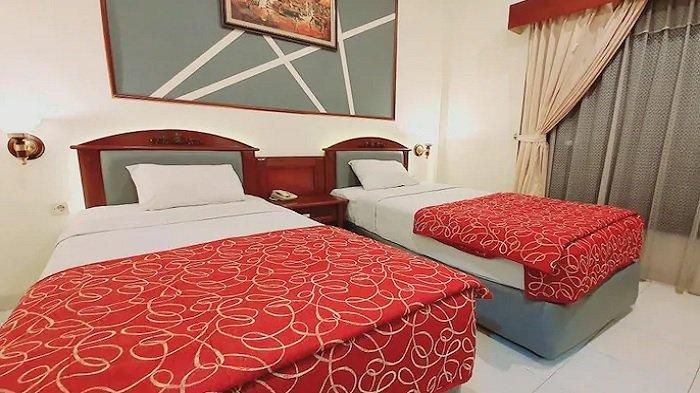 Kamar penginapan di Larisae Setia Kawan Hotel Solo, Jawa Tengah.