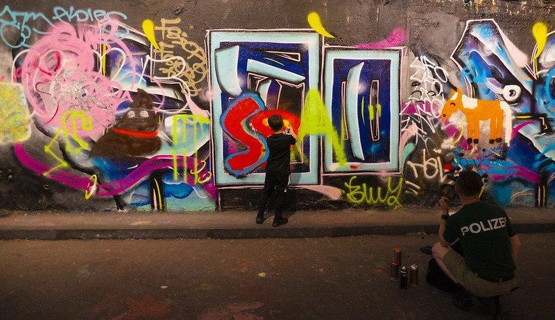 Leake Street Tunnel, satu tempat wisata gratis di London Inggris.
