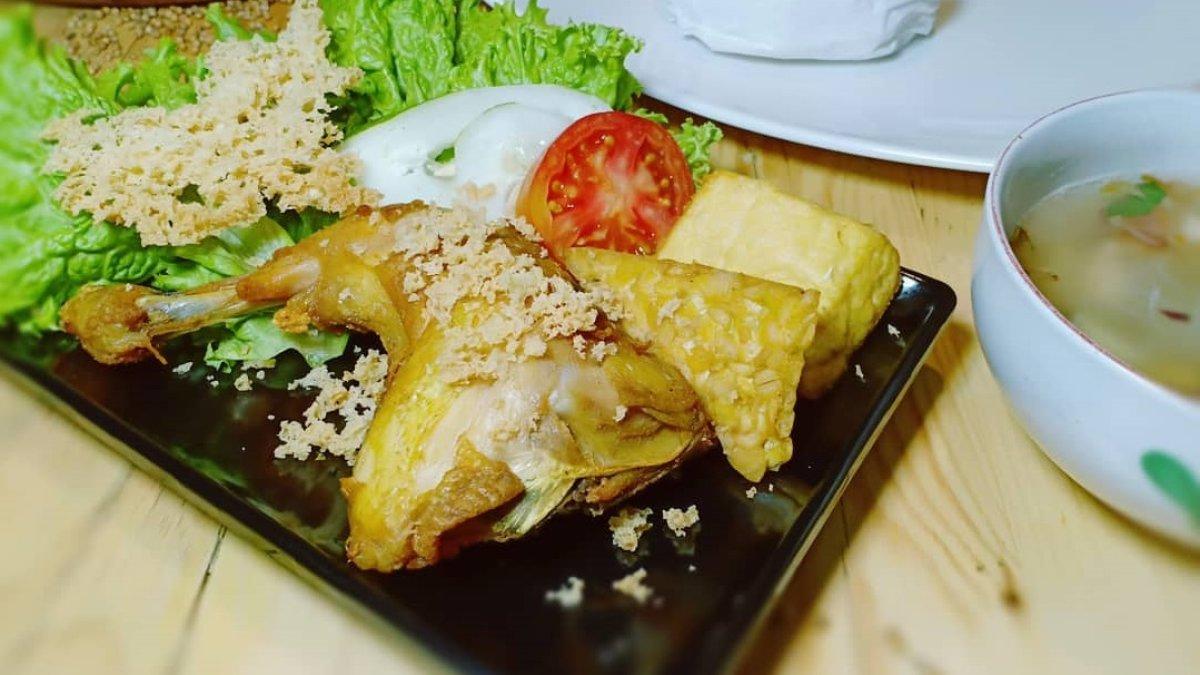 Lesehan Aldan Cabang Semarang, Jawa Tengah